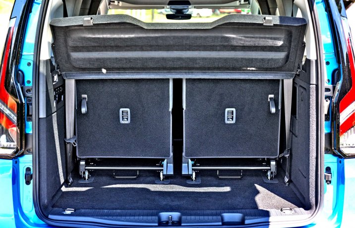 Ford Tourneo Connect 2022 – bagażnik