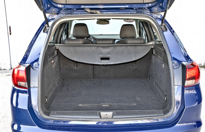 Opel Astra K – bagażnik