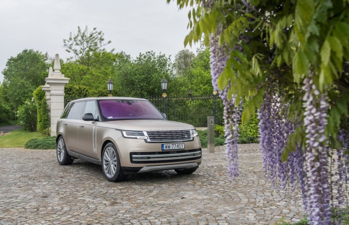 Range Rover - przód