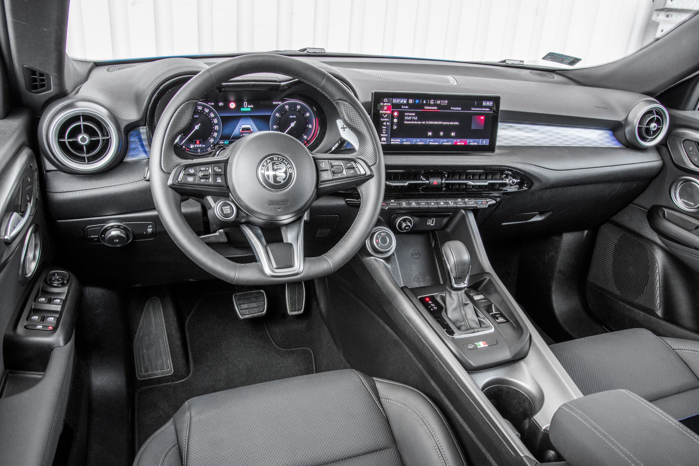 KSZ_AR_TONALE_SPECIALE_INTERIOR_002