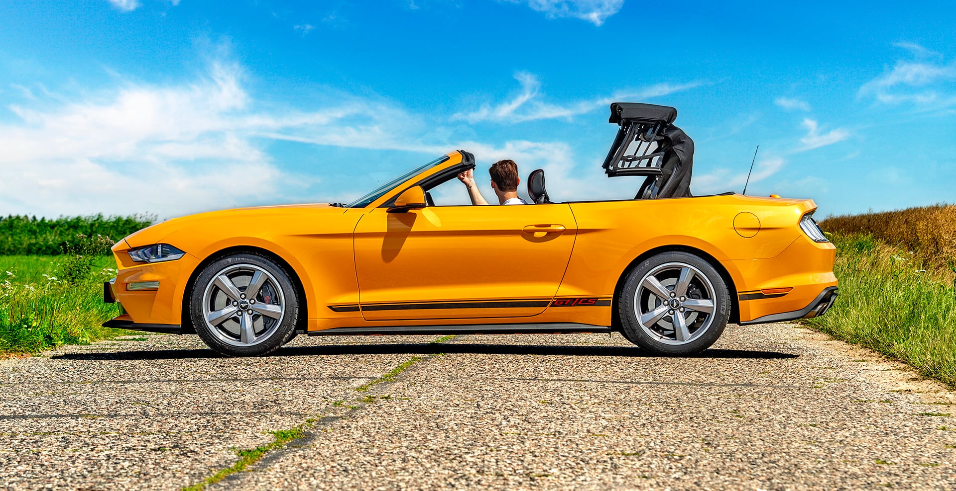 Ford Mustang California Special bok otwieranie dachu