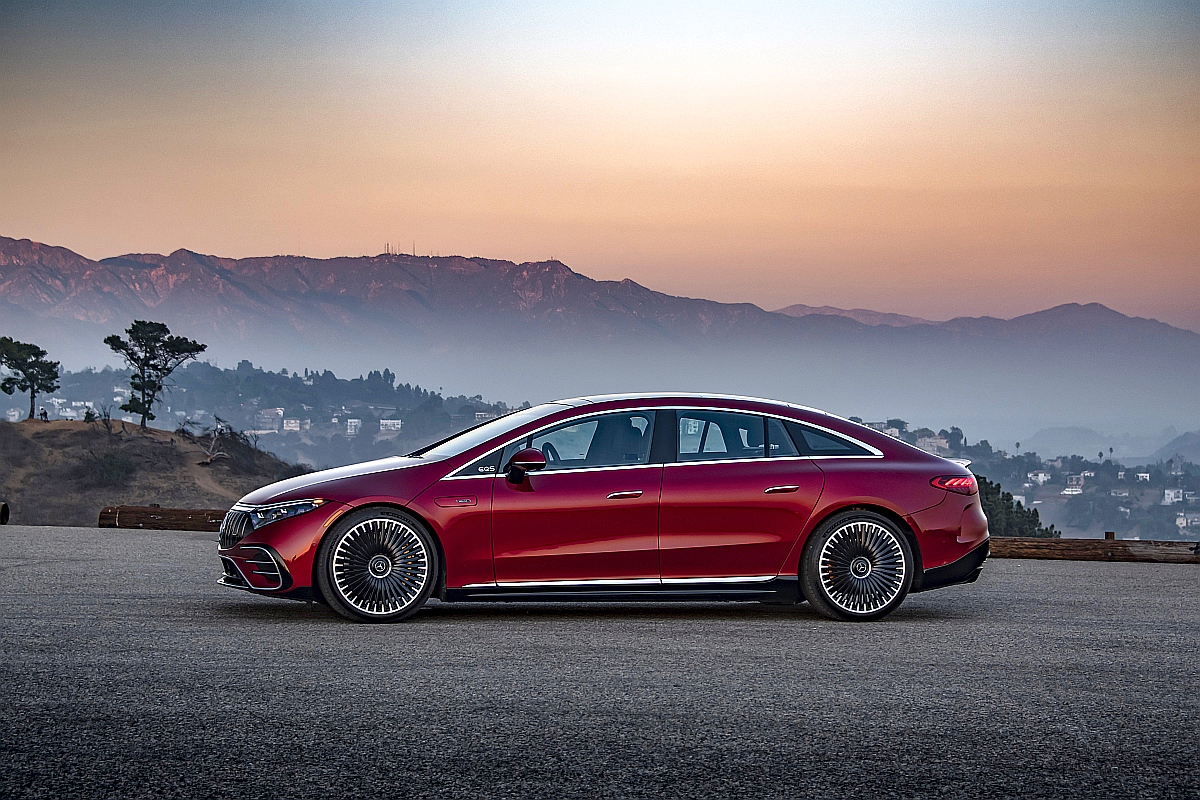 Mercedes EQS