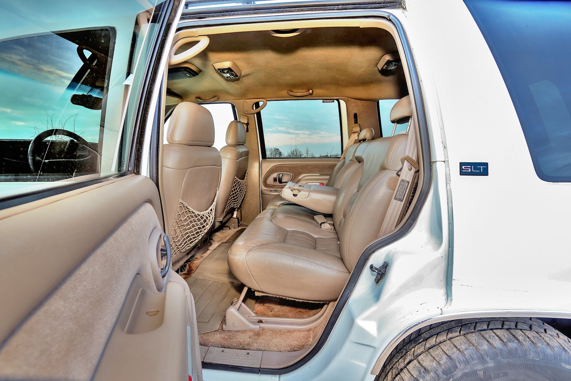 GMC Yukon – kanapa