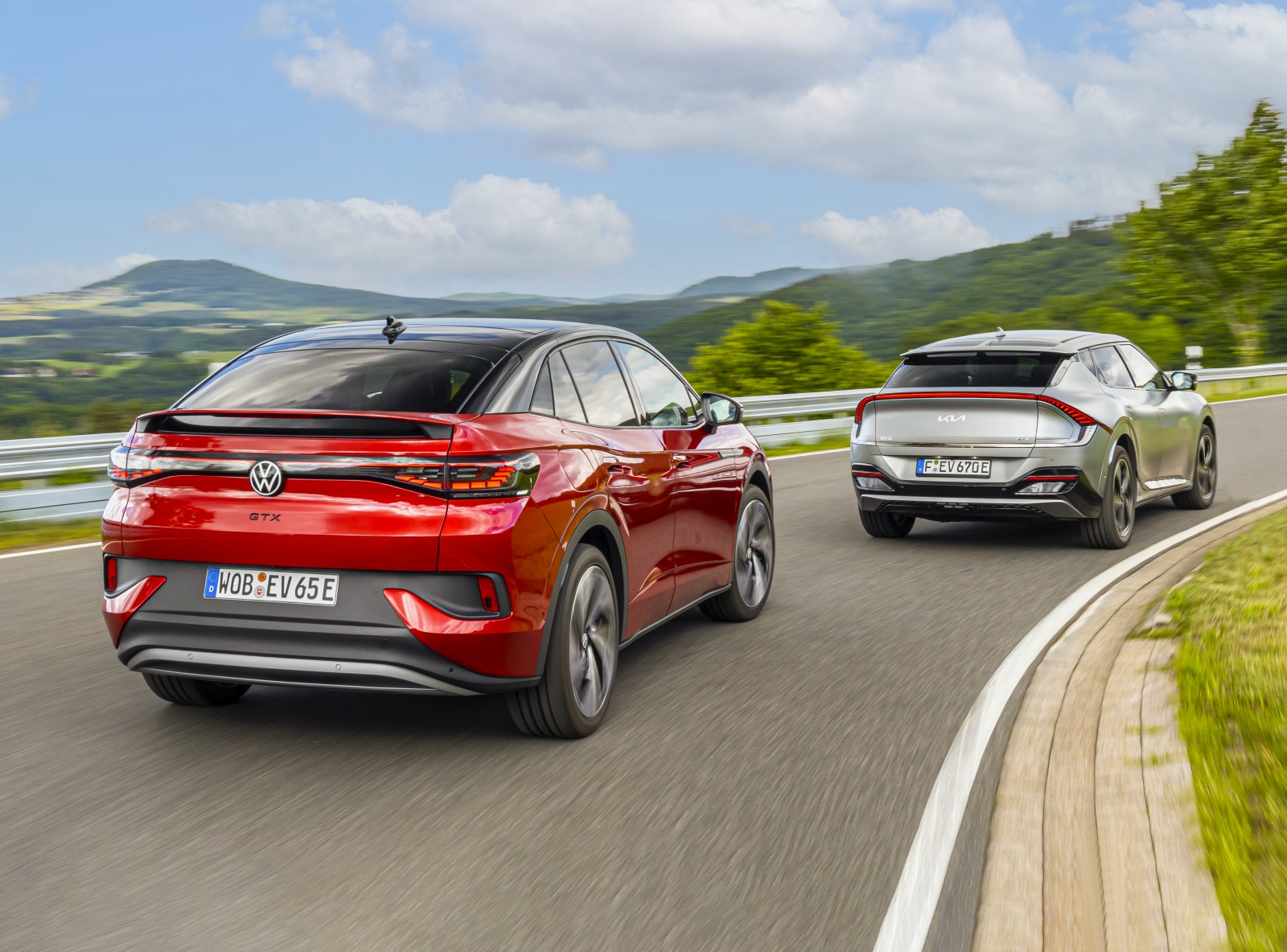 kia_ev6_vw_id.5_test_2022_tył