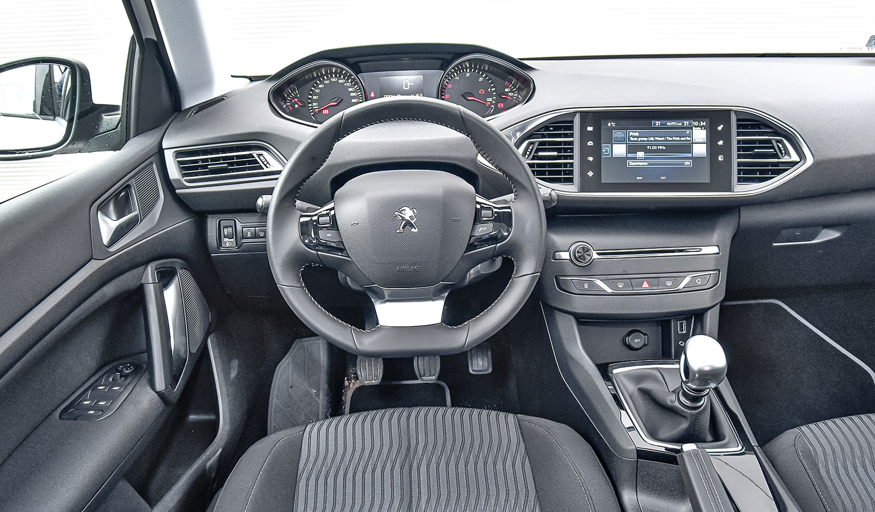 peugeot 308 II deska