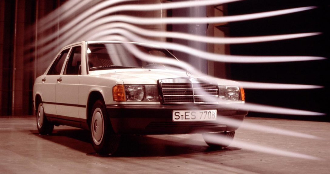 Mercedes 190 przód w tunelu aerodynamicznym