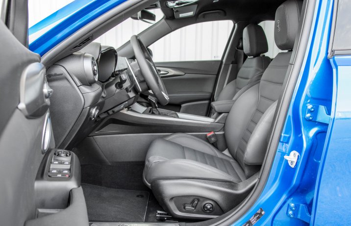 Alfa Romeo Tonale - fotele