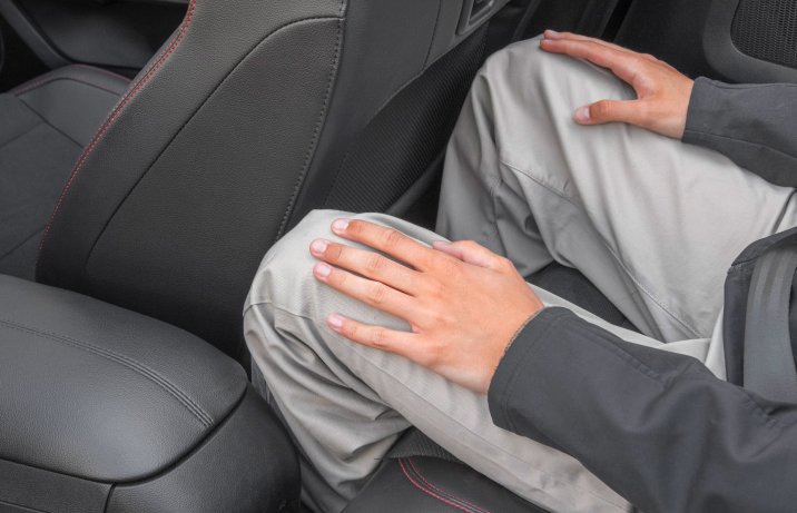 Ford Mustang California Special – miejsce na nogi na fotelu z tyłu