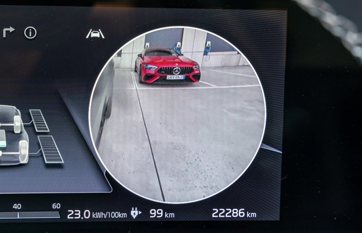 Kia EV6 77,4 kWh AWD - test (2022) - asystent martwego pola