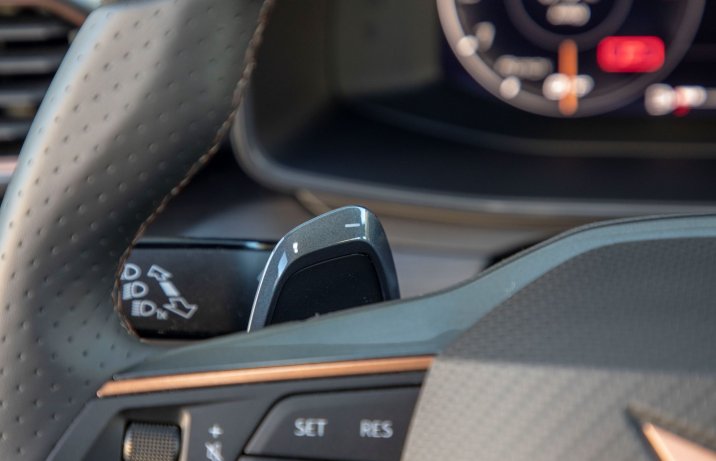 Cupra Formentor VZ5 - łopatka