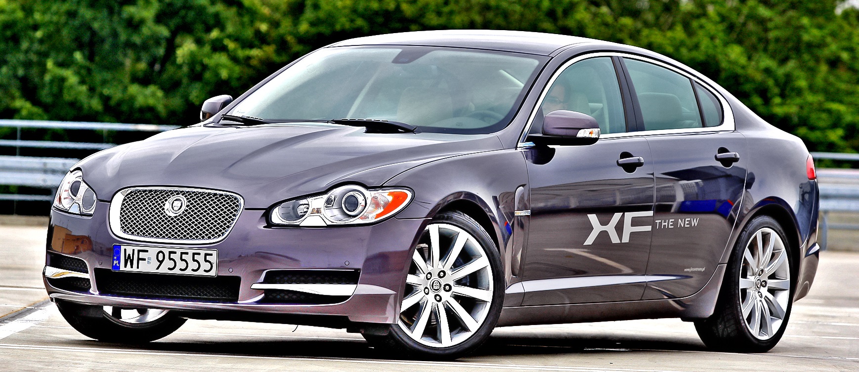 jaguar xf 