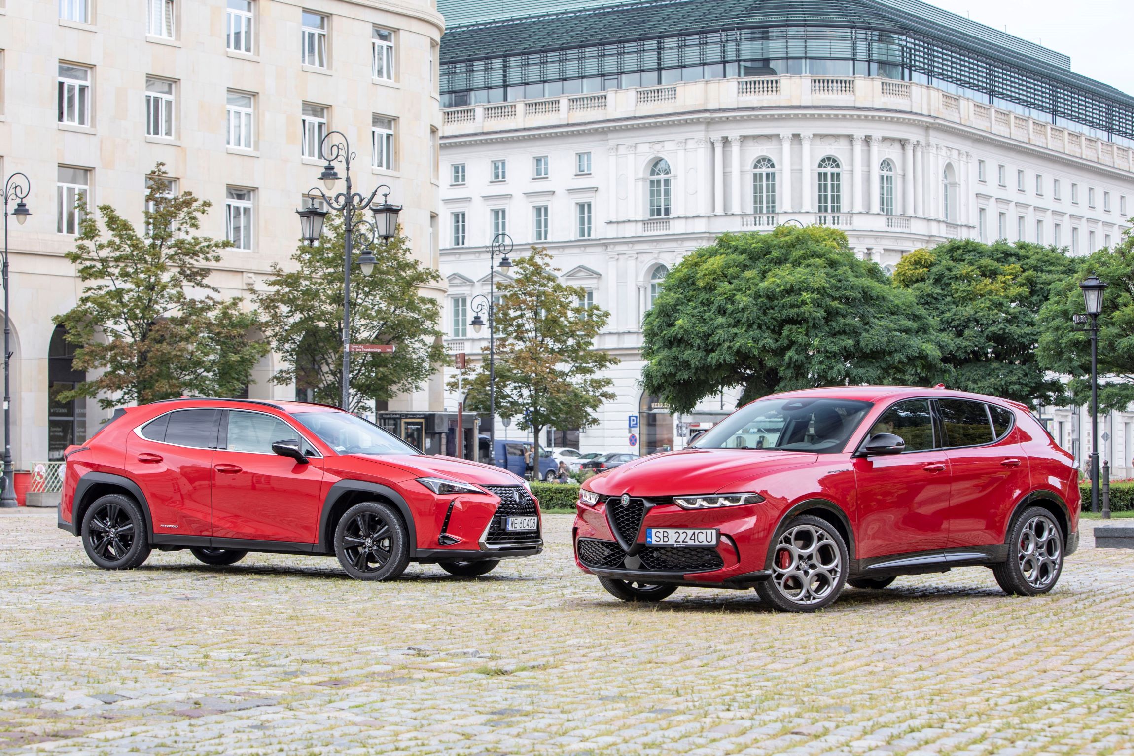 Alfa Romeo Tonale, Lexus UX 3