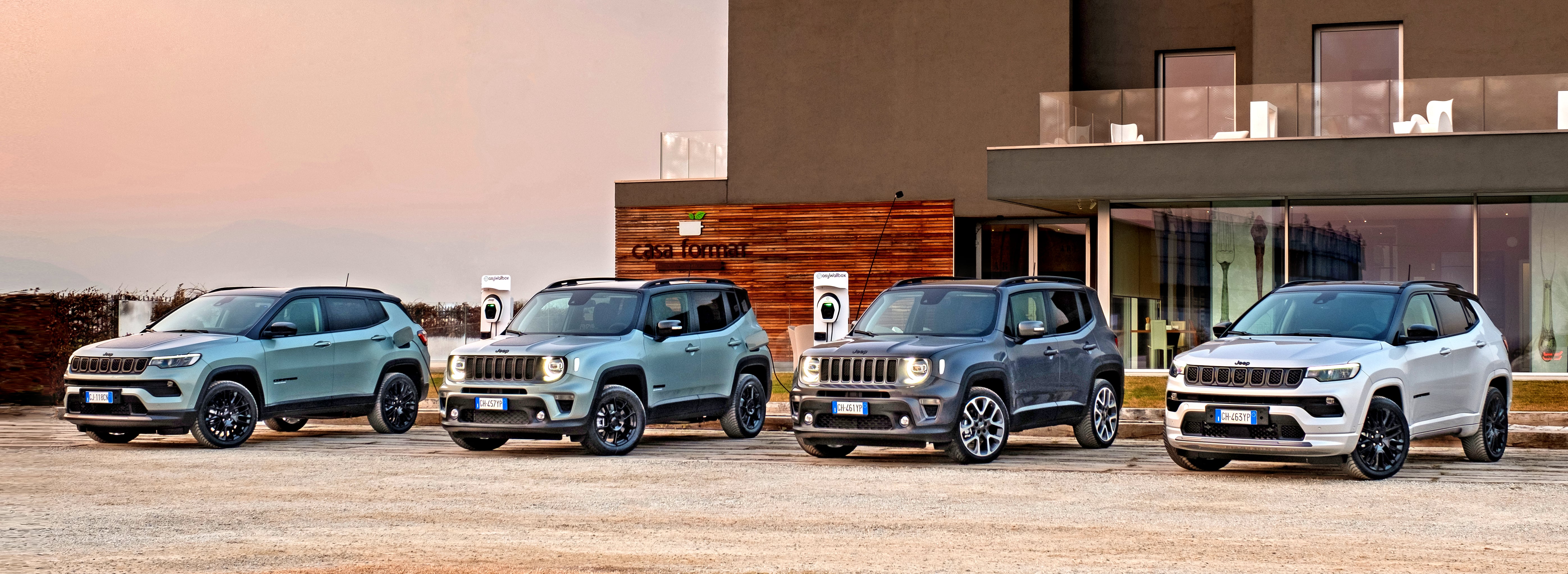 Jeep Compass 4xe Jeep Renegade 4xe Renegade e-Hybrid Compass e-Hybrid