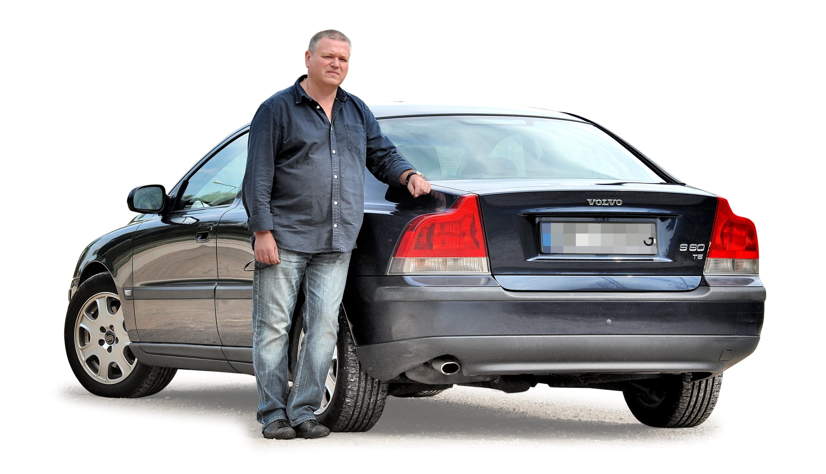 Volvo S60 – tył ze stojącym obok mężczyzną