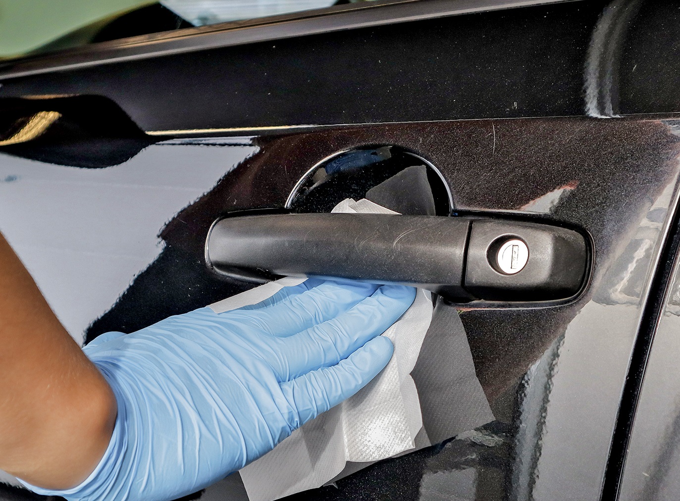 ochrona wnek klamek odtluszczenie powierzchni