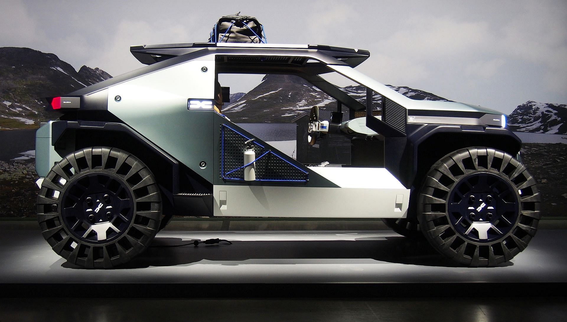 Dacia Manifesto Concept 14