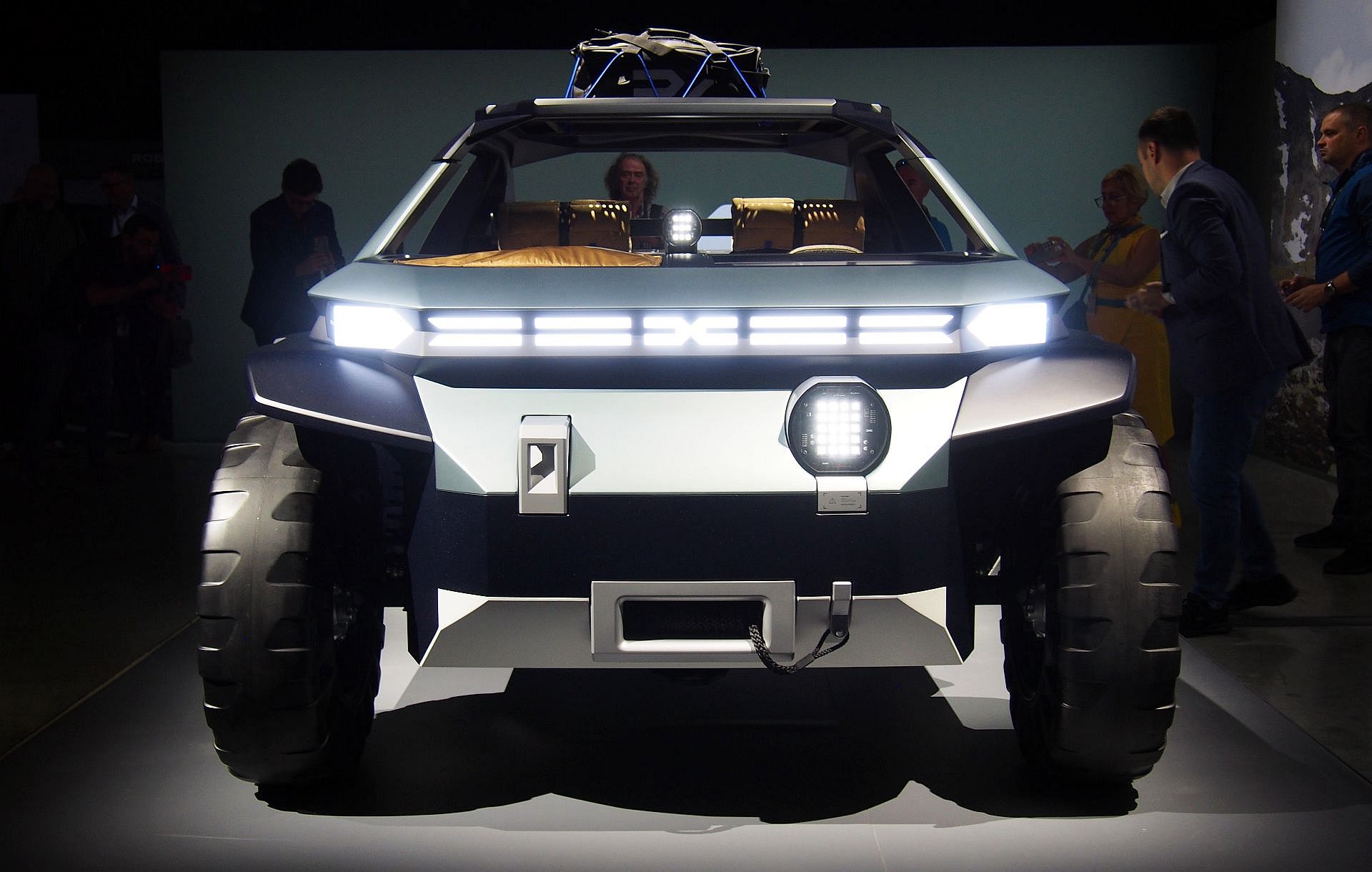 Dacia Manifesto Concept 17