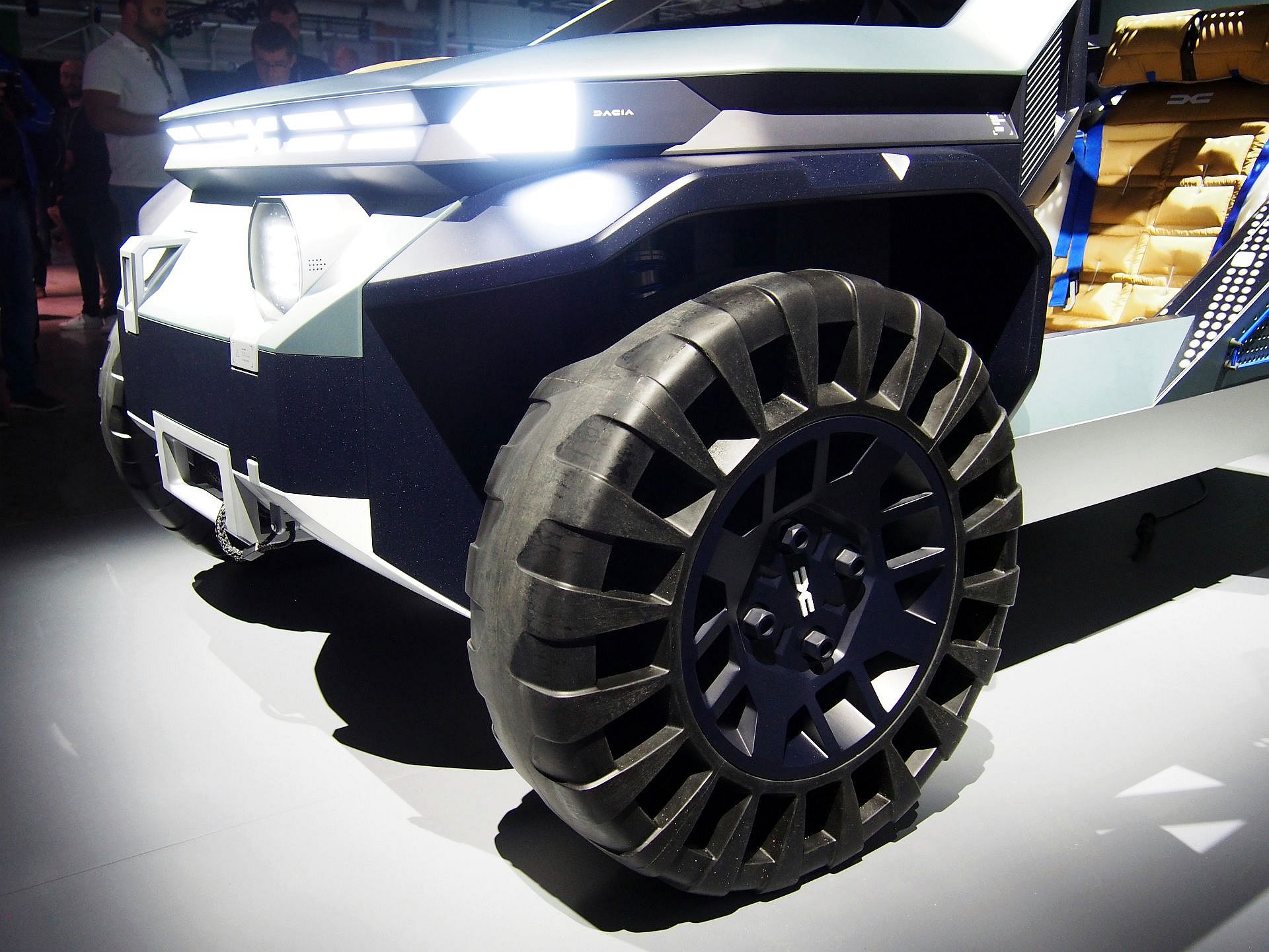 Dacia Manifesto Concept 19