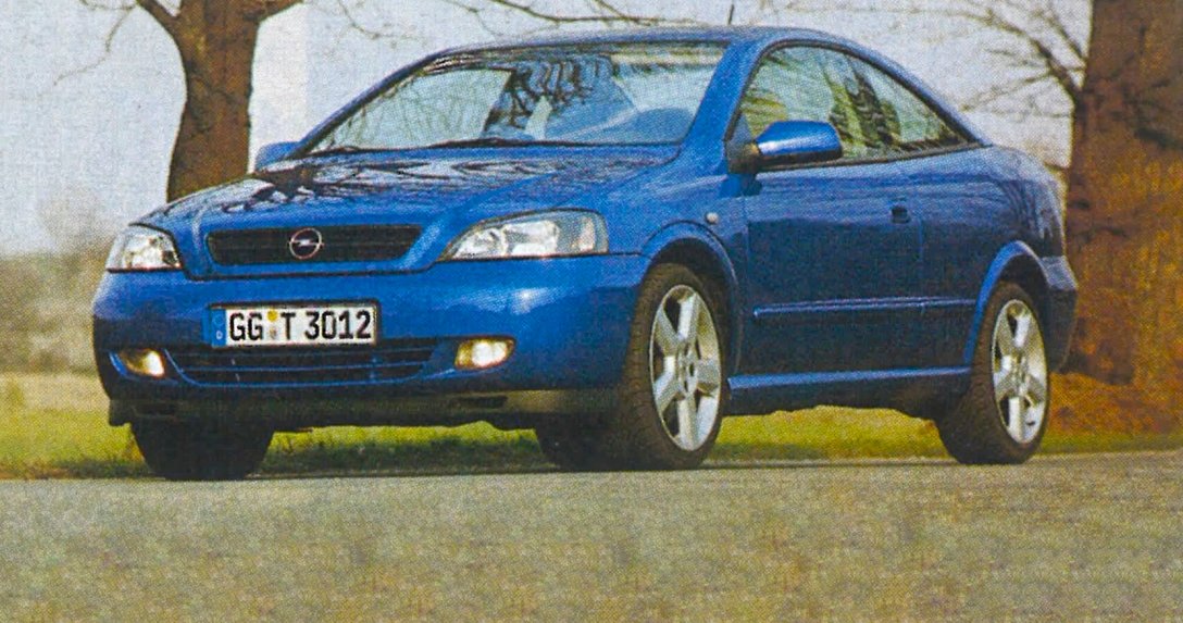 Opel Astra Coupe Turbo – przód i bok