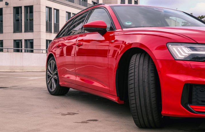 Audi A6 Avant - skrętna tylna oś