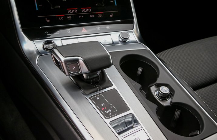 Audi A6 Avant - automat