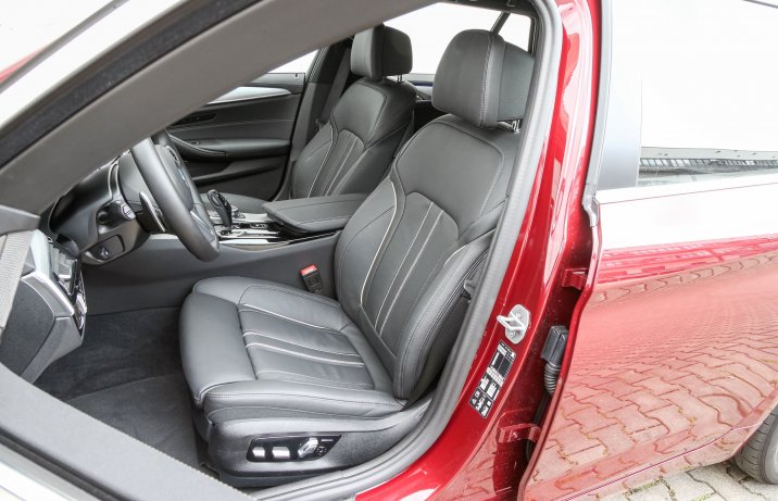 BMW serii 5 Touring - fotele