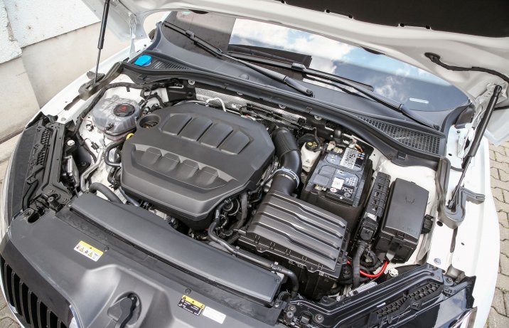 Skoda Superb Combi - silnik