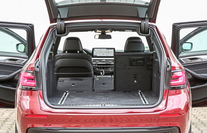 BMW serii 5 Touring - bagażnik