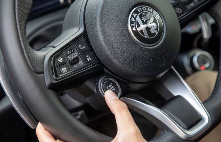 Alfa Romeo Tonale - starter