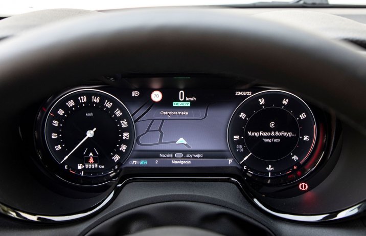 Alfa Romeo Tonale - zegary