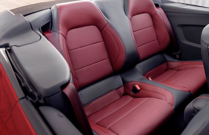 2024 Ford Mustang - wnętrze