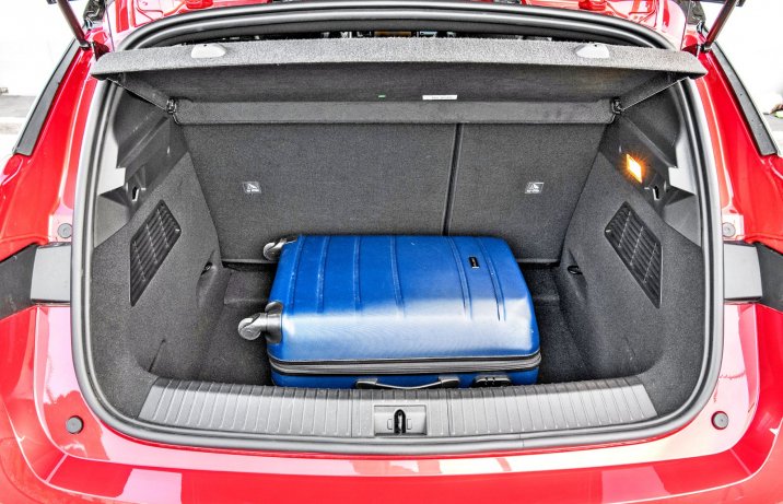 Renault Megane E-Tech (2022) – bagażnik