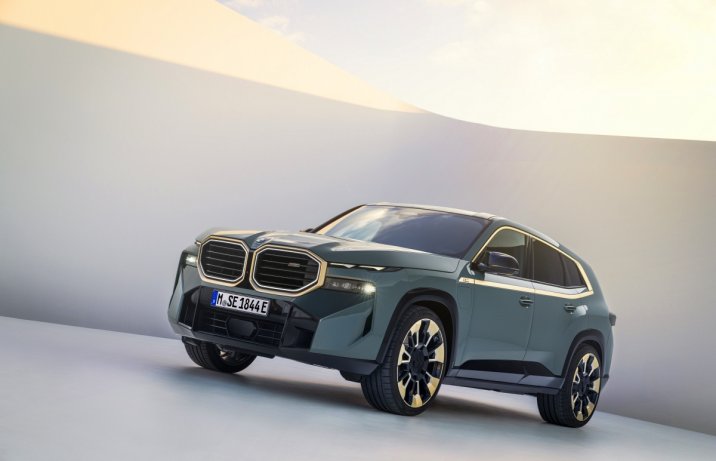2023 BMW XM