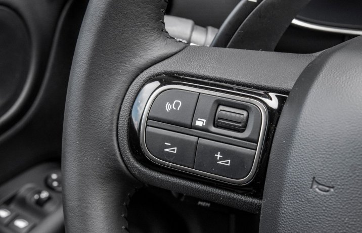 Citroen C5 Aircross - przełączniki na kierownicy