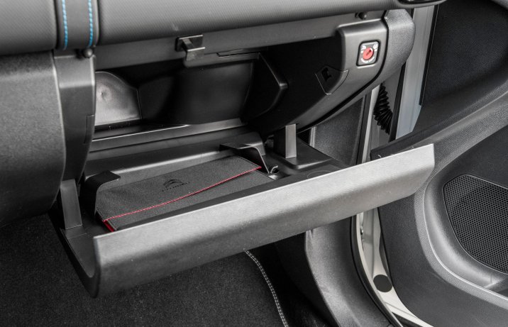 Citroen C5 Aircross - schowek przed pasażerem
