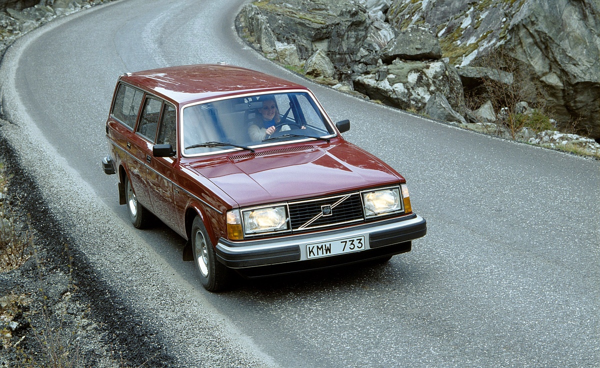 Volvo serii 200