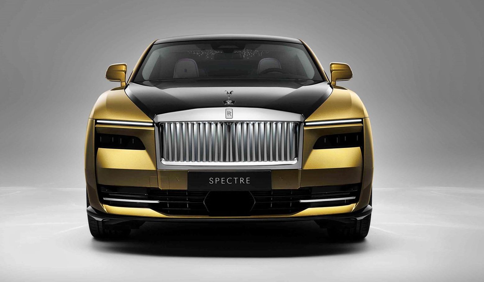 rolls_royce_spcectre_przod_1