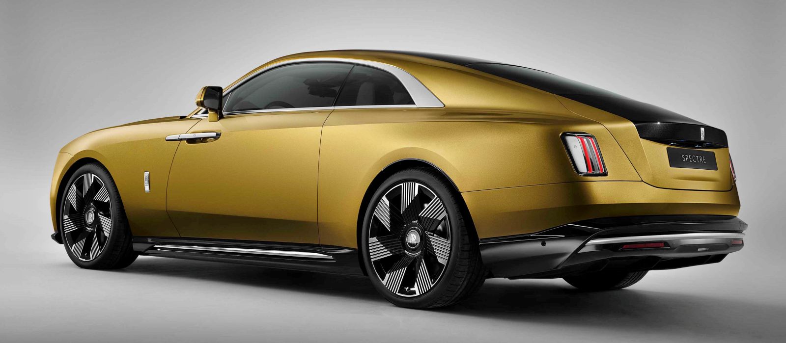 rolls_royce_spcectre_tyl