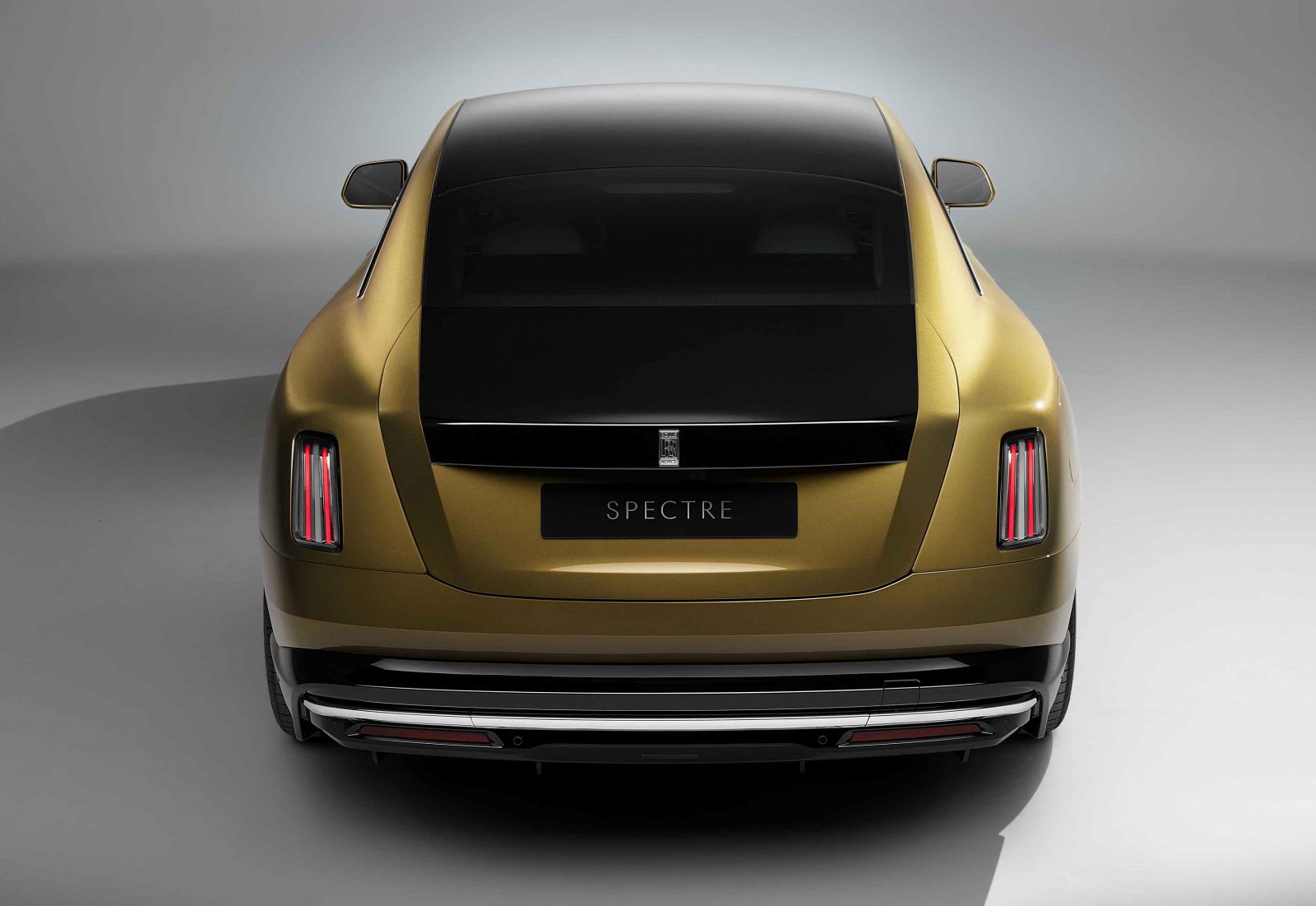 rolls_royce_spcectre_tyl_1