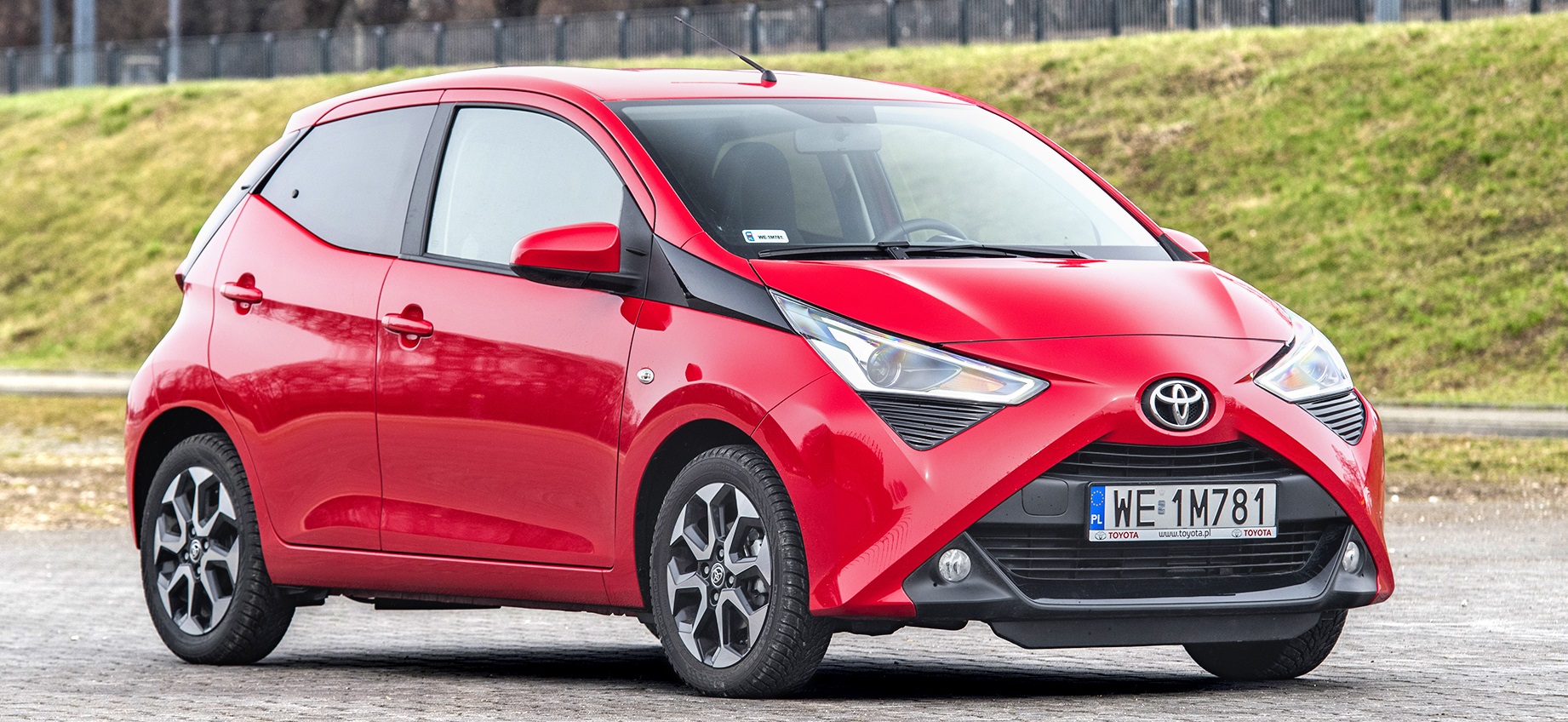 TOYOTA_AYGO