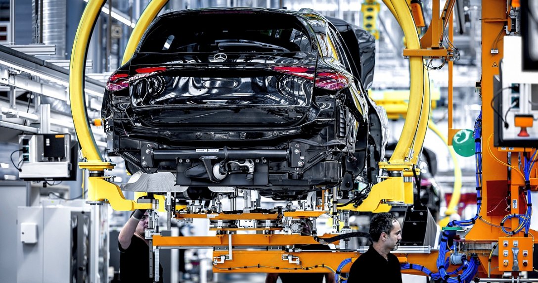 Produkcja w fabryce Mercedesa