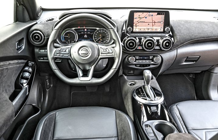 Nissan Juke - kokpit