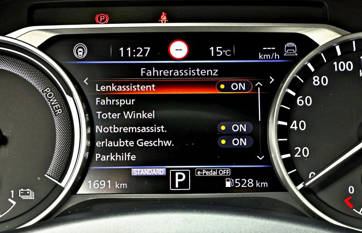 Nissan Juke - zegary