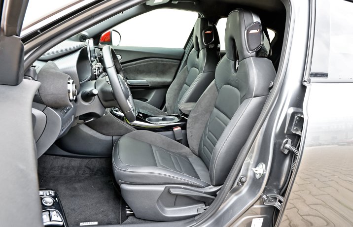 Nissan Juke - fotele