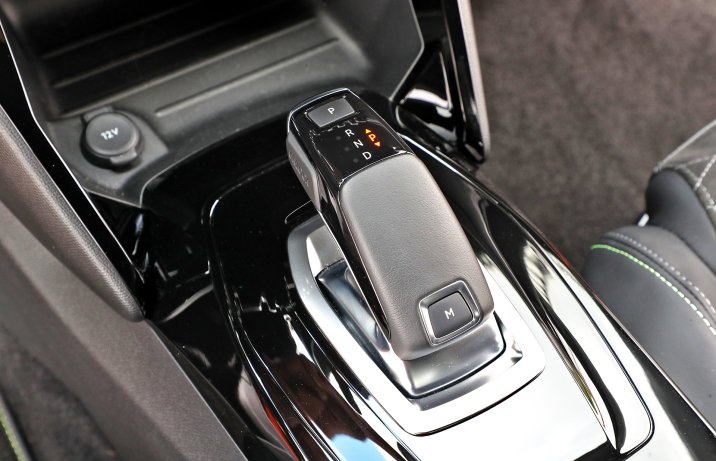 Peugeot 2008 - automat