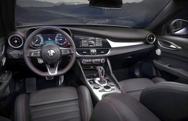 2023 Alfa Romeo Giulia