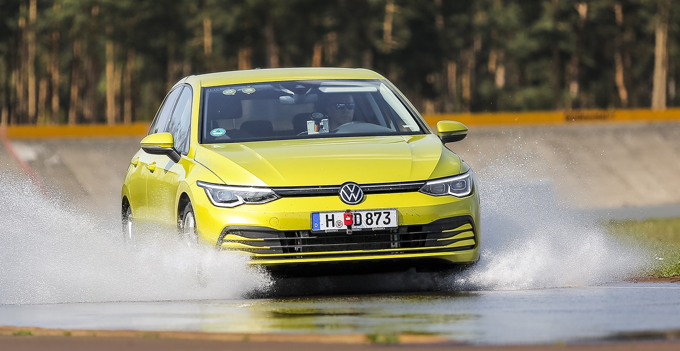 test opon_aquaplanig poprzeczny