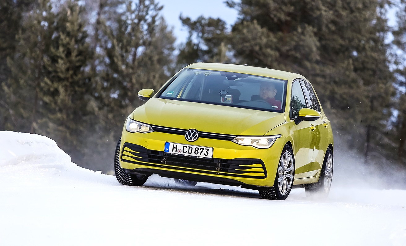 test opon_jazda po sniegu na czas