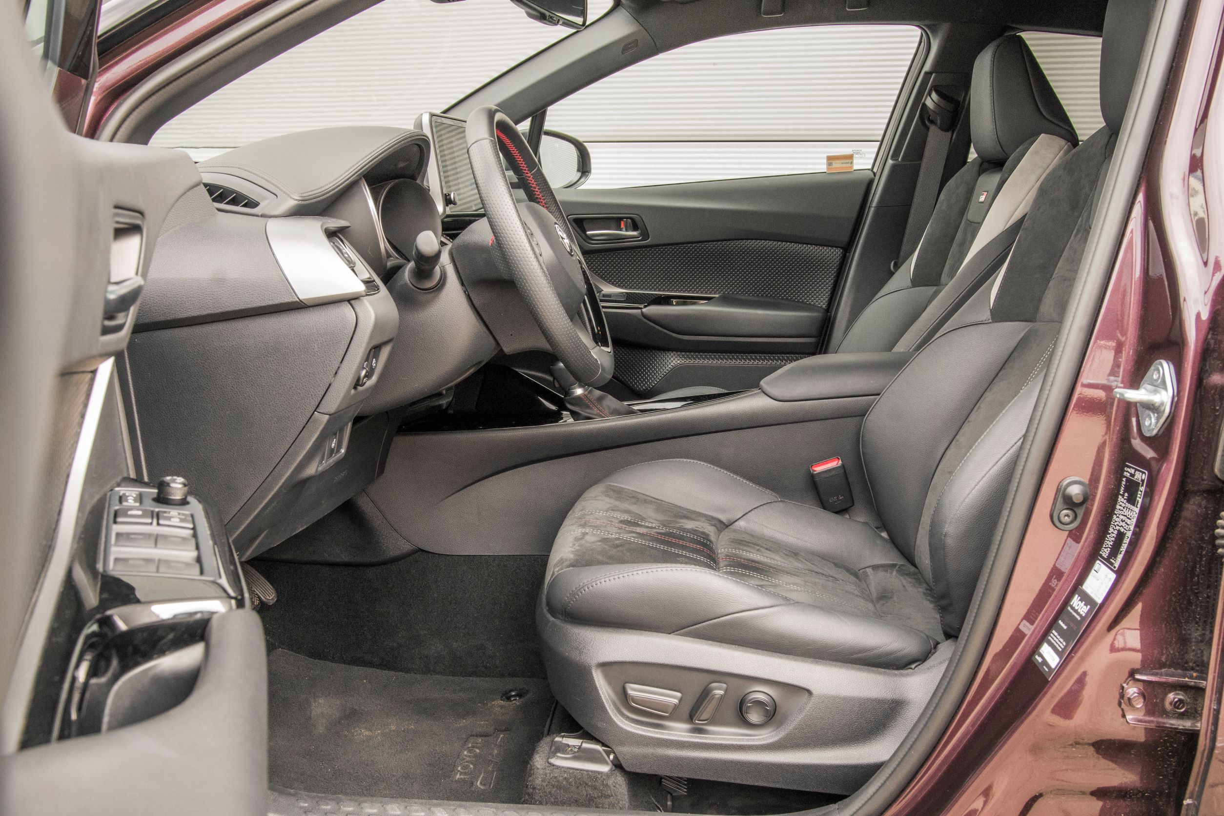 Toyota C-HR - fotele