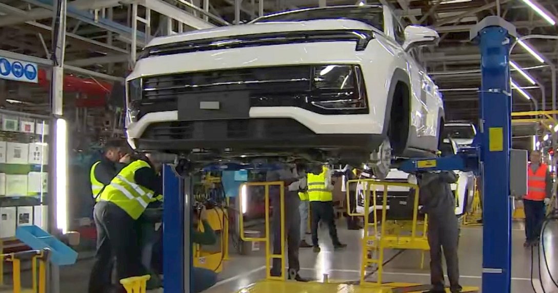 Moskwicz na linii produkcyjnej